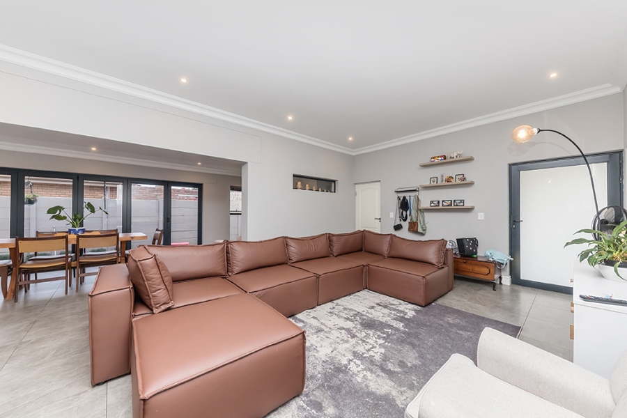 3 Bedroom Property for Sale in Durbanville Western Cape